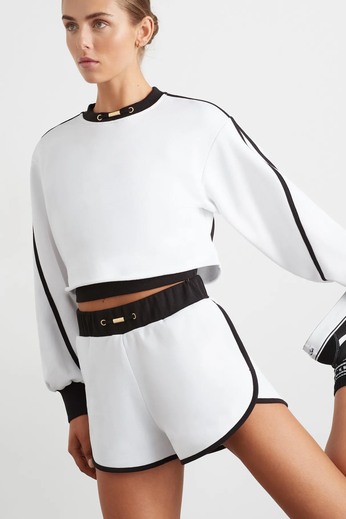 interlock_terry_short__4.webp Outlet Aje ATHLETICA Interlock Terry Short 627 White/Black