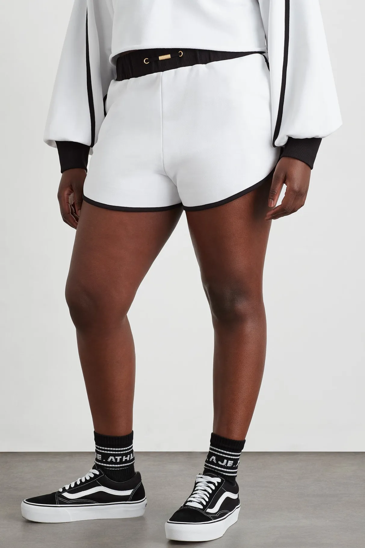 interlock_terry_short__7.webp Outlet Aje ATHLETICA Interlock Terry Short 627 White/Black