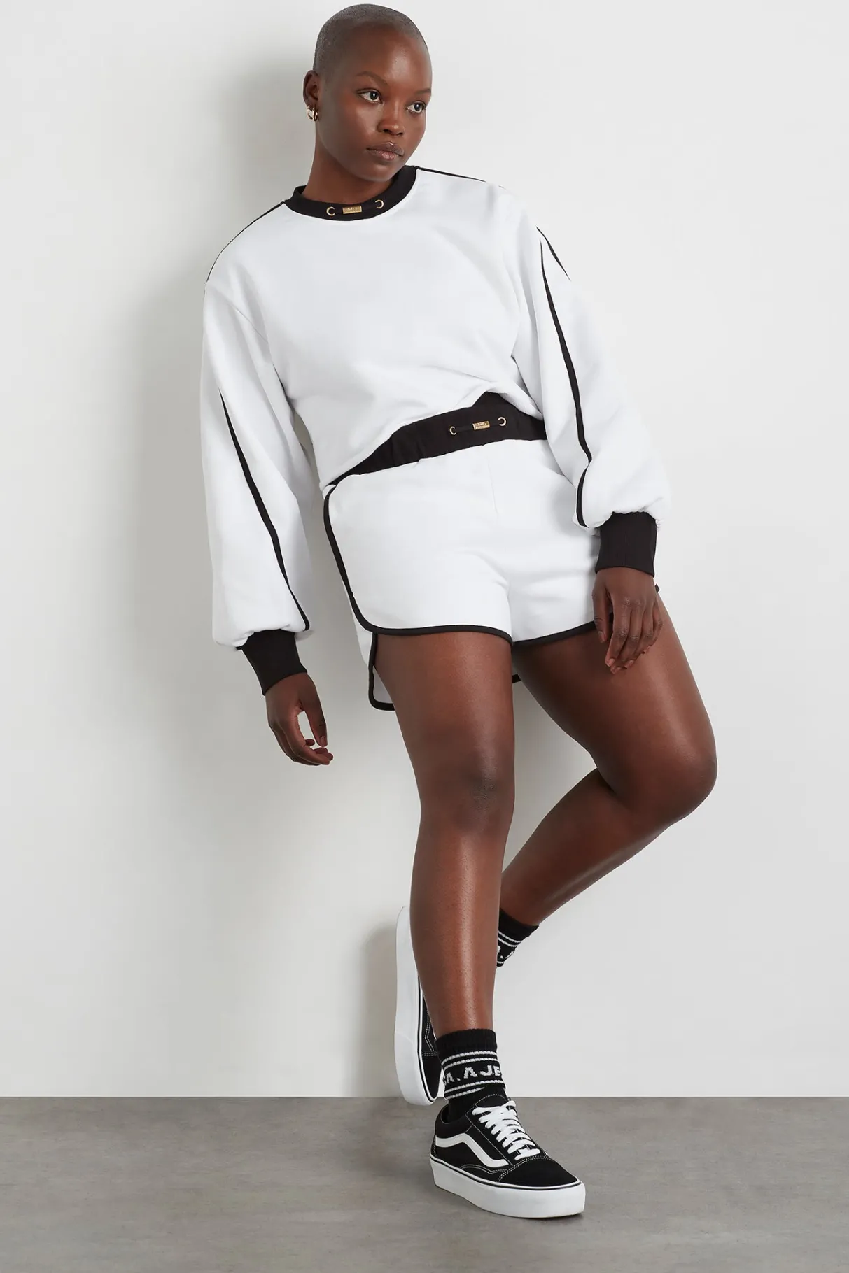interlock_terry_short__9.webp Outlet Aje ATHLETICA Interlock Terry Short 627 White/Black