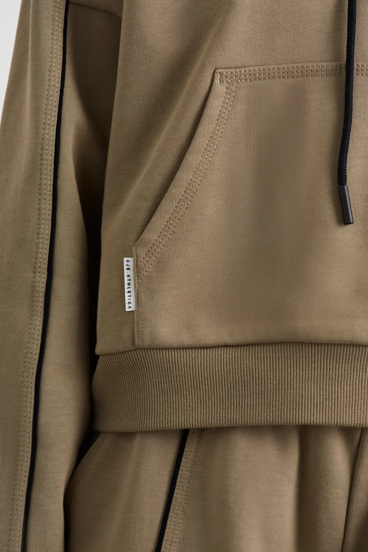 kangaroo_pocket_hoodie__3.webp Online Aje ATHLETICA Kangaroo Pocket Hoodie 405 Soft Khaki Black