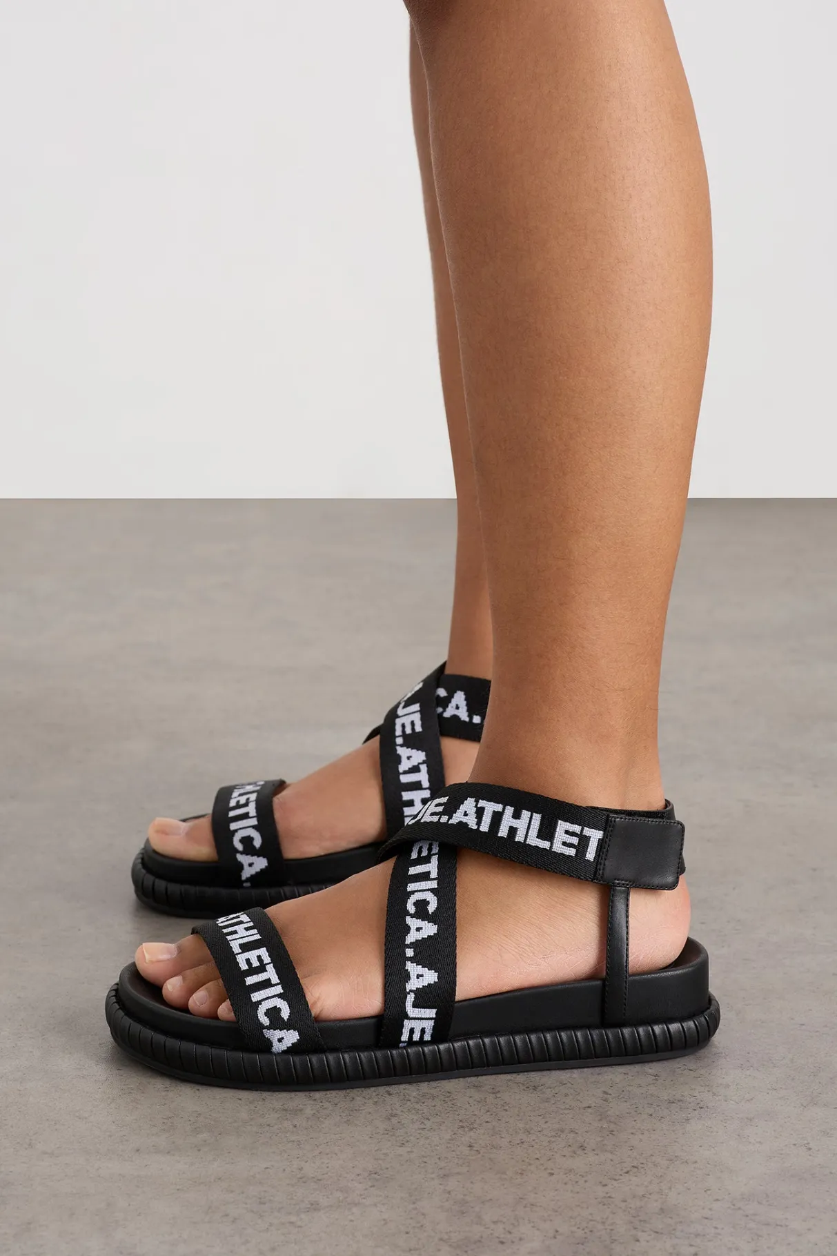 logo_tape_platform_sandal__2.webp Cheap Aje ATHLETICA Logo Tape Platform Sandal 940 Black