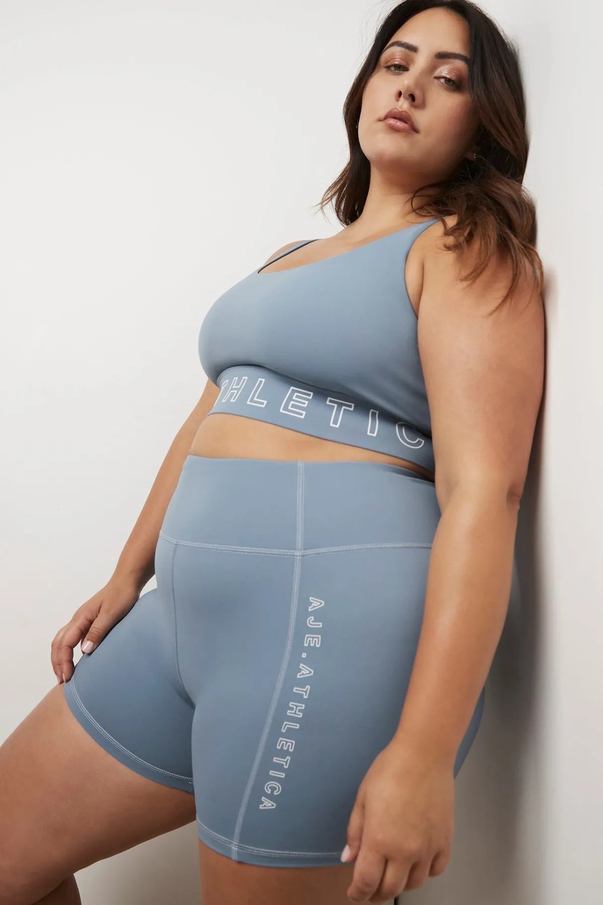 logotape_sports_bra__11-1.webp Outlet Aje ATHLETICA Logotape Sports Bra 310 Storm Blue