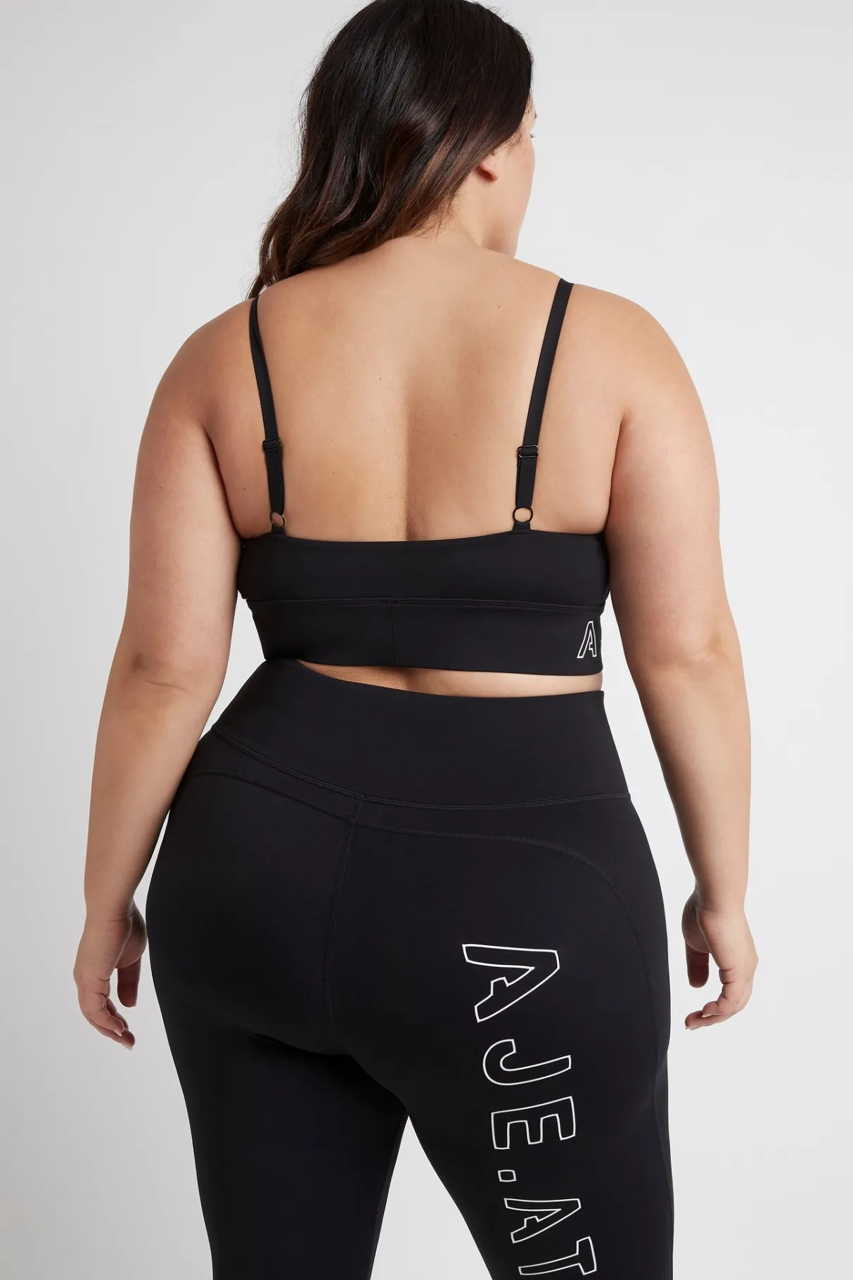 logotape_sports_bra__15.webp Online Aje ATHLETICA Logotape Sports Bra 310 Black/White