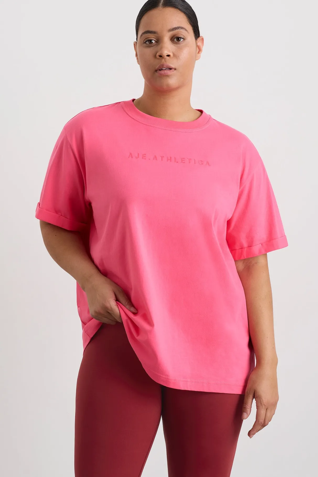 long_classic_tee__11.webp Outlet Aje ATHLETICA Long Classic Tee 102 Rouge Pink