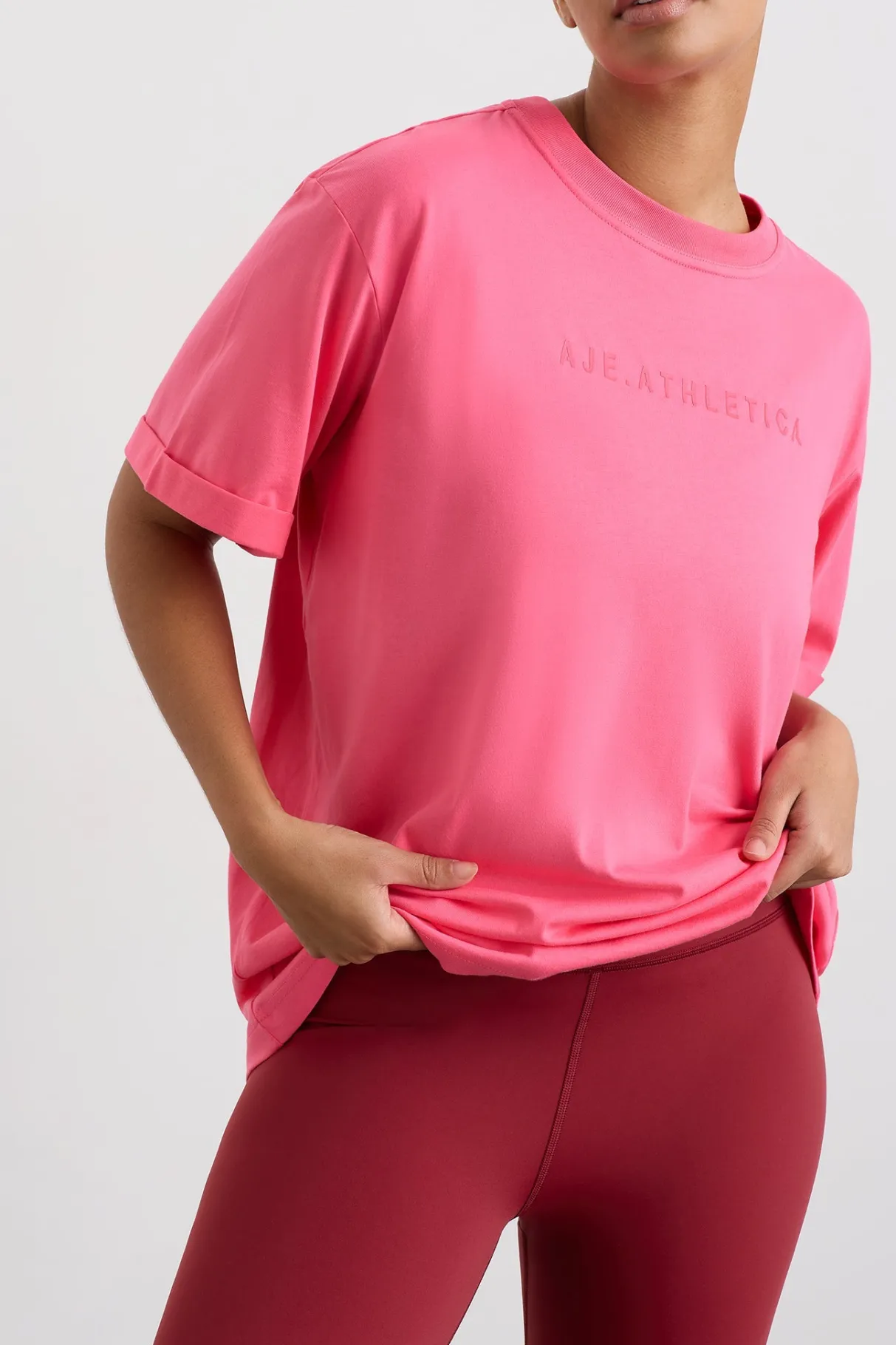 long_classic_tee__9.webp Outlet Aje ATHLETICA Long Classic Tee 102 Rouge Pink