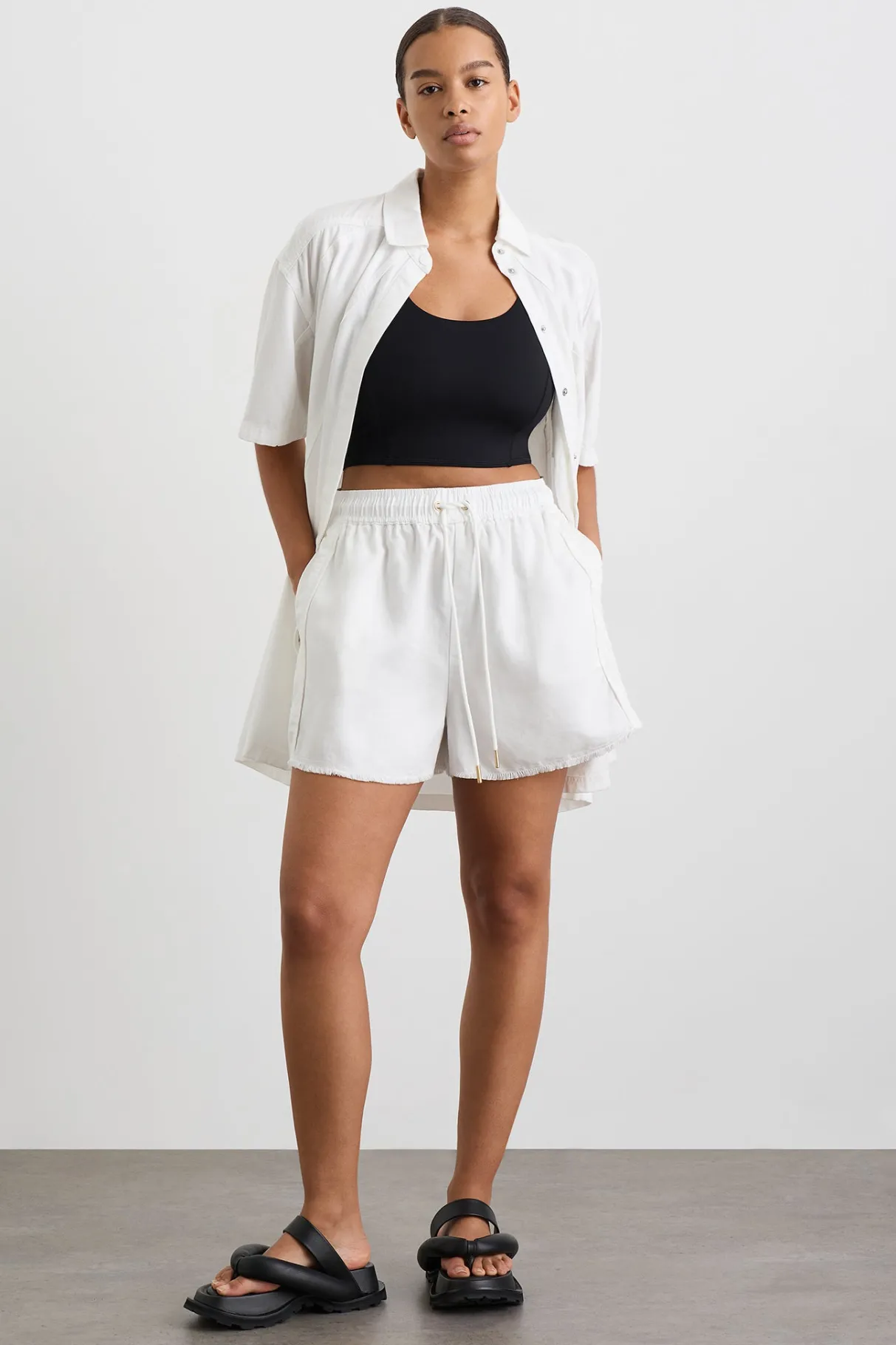 long_line_shirt__7.webp Online Aje ATHLETICA Long Line Shirt 425 White