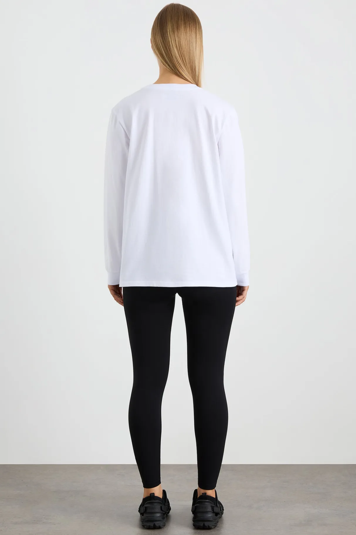 long_sleeve_logo_tee__5.webp Cheap Aje ATHLETICA Long Sleeve Logo Tee 127 White
