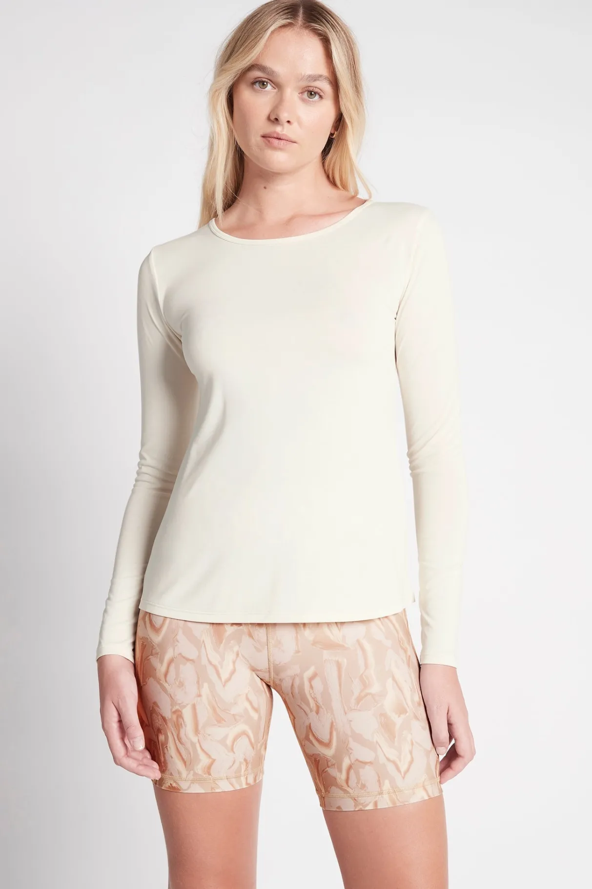 long_sleeve_yoga_top__2.webp Flash Sale Aje ATHLETICA Long Sleeve Yoga Top 121 Light Ivory