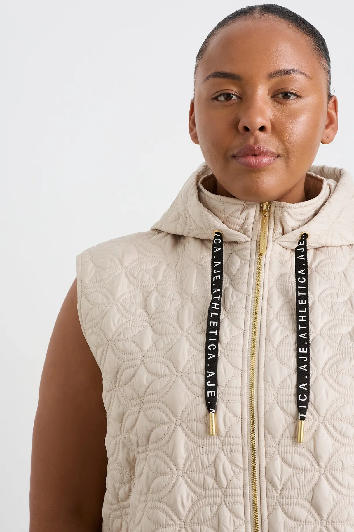 longline_sleeveless_jacket__13.webp Outlet Aje ATHLETICA Longline Sleeveless Jacket 703 Moonstone Grey