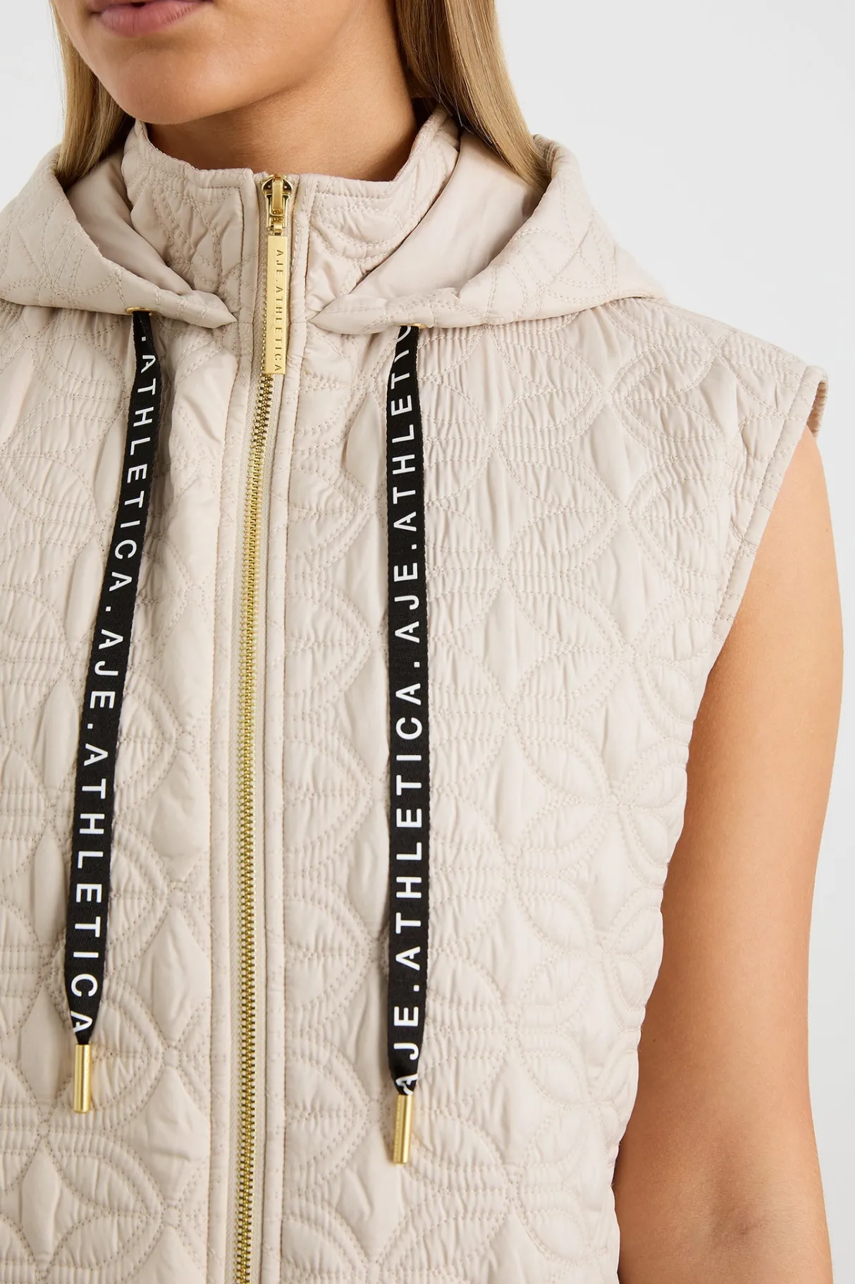 longline_sleeveless_jacket__4.webp Outlet Aje ATHLETICA Longline Sleeveless Jacket 703 Moonstone Grey