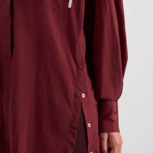 Flash Sale Aje ATHLETICA Longline Windbreaker Shirt 438 Red Currant