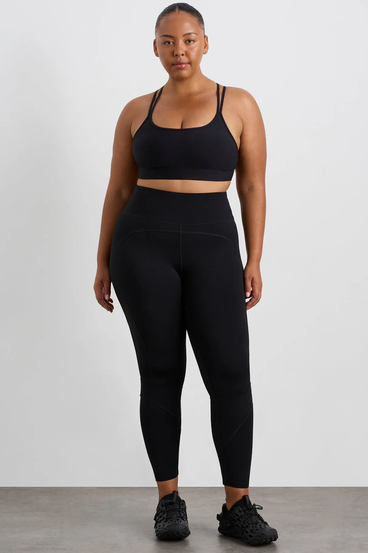 mesh_back_sports_bra__10-1.webp Fashion Aje ATHLETICA Mesh Back Sports Bra 338 Black