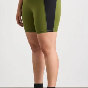 Sale Aje ATHLETICA Mid Length Bike Short 606 Evergreen Black