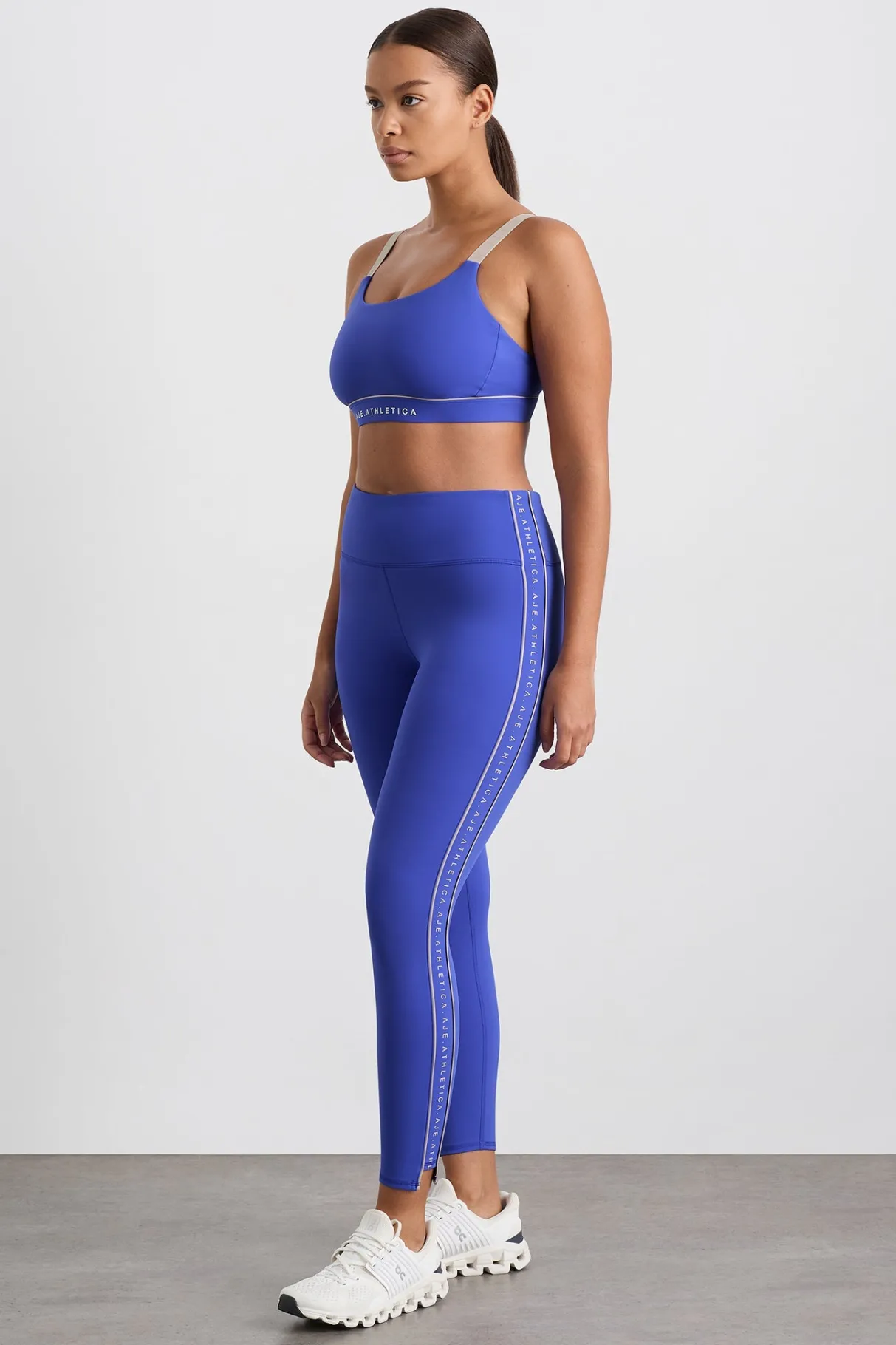 notch_logo__legging__6.webp Cheap Aje ATHLETICA Notch Logo 7/8 Legging 240 Marine Blue Latte Beige