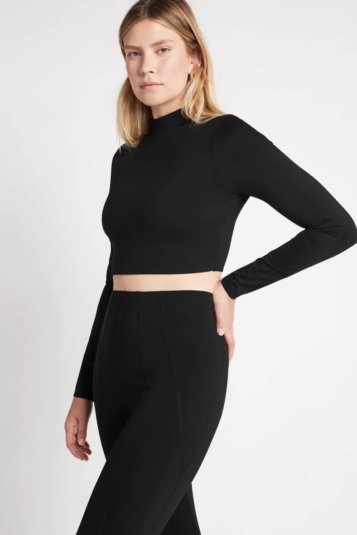open_back_long_sleeve_crop_top__8.webp Cheap Aje ATHLETICA Open Back Long Sleeve Crop Top 315 Black