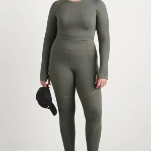 Sale Aje ATHLETICA Perforated Long Sleeve Crop Top 340 Midnight Grey/Reflective