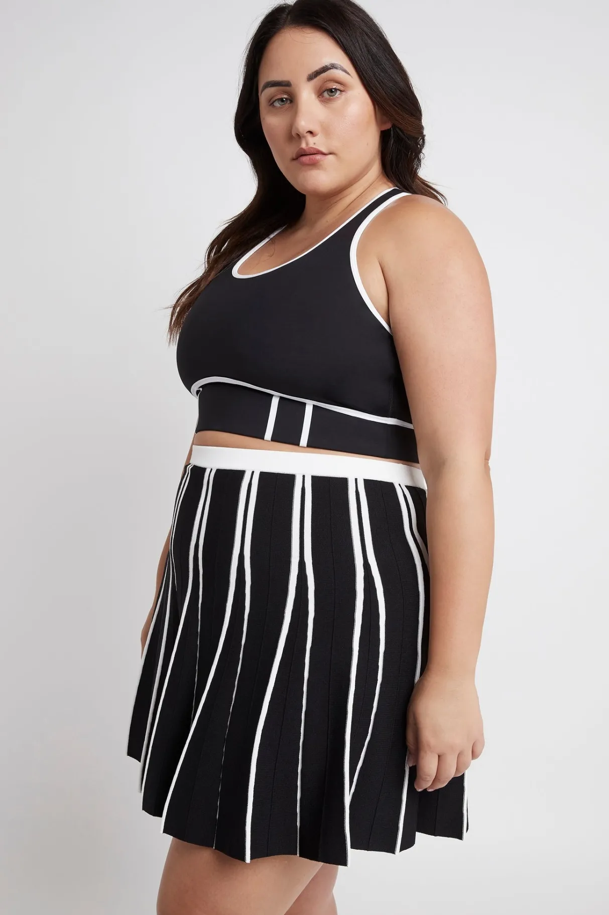 pleated_knit_mini_skirt__10.webp Online Aje ATHLETICA Pleated Knit Mini Skirt 611 Black/White