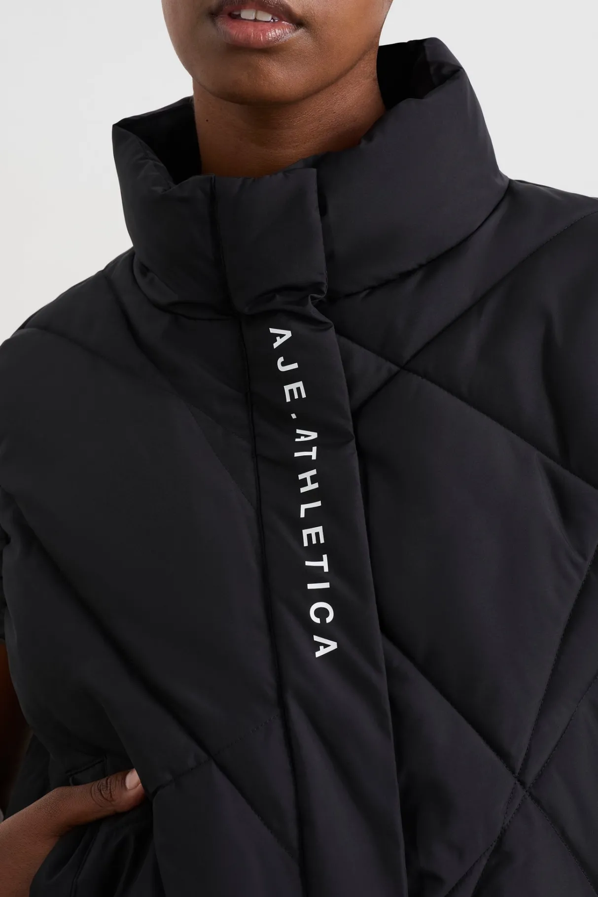 quilted_vest__11.webp Clearance Aje ATHLETICA Quilted Vest 751 Black