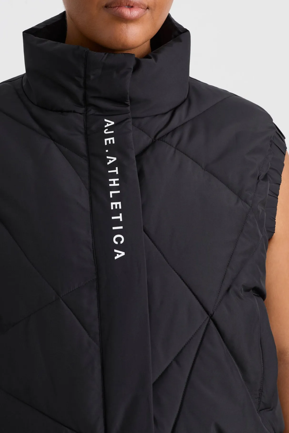 quilted_vest__16.webp Clearance Aje ATHLETICA Quilted Vest 751 Black