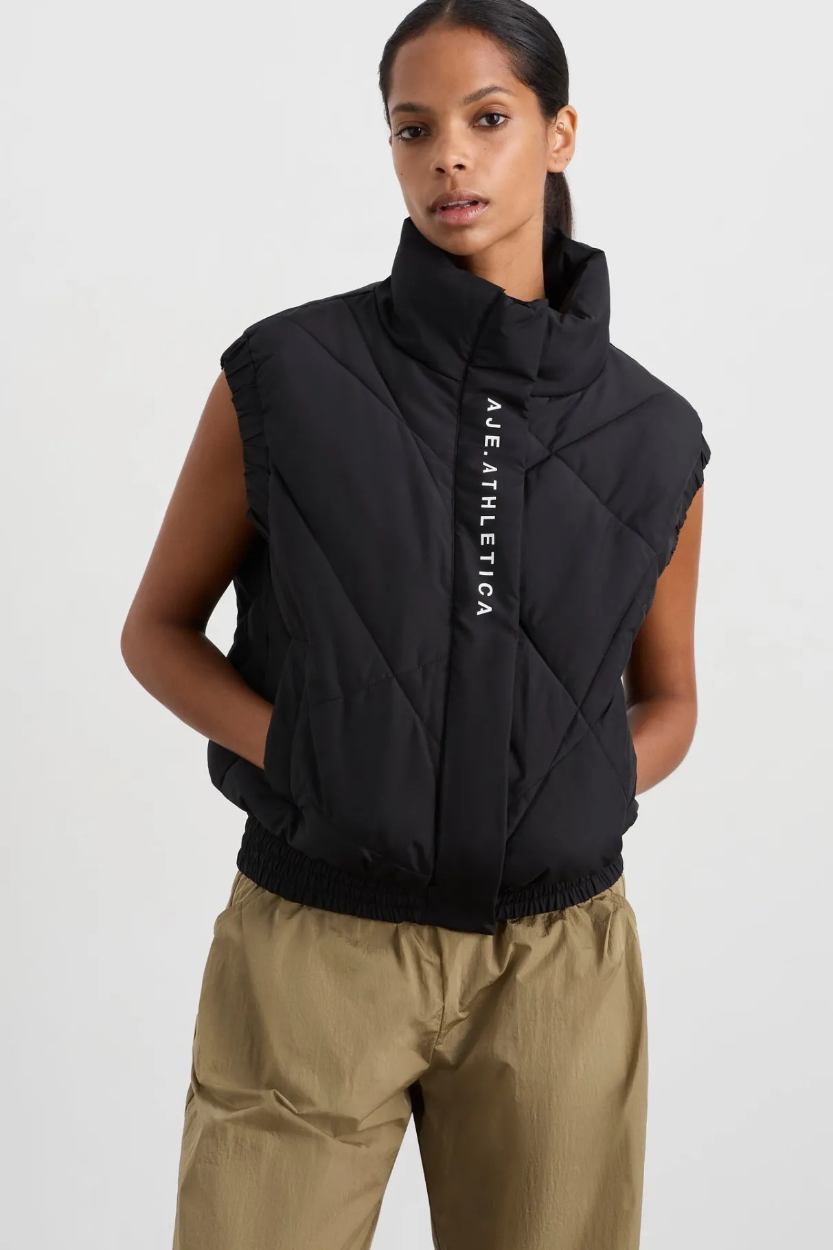 quilted_vest__3.webp Clearance Aje ATHLETICA Quilted Vest 751 Black