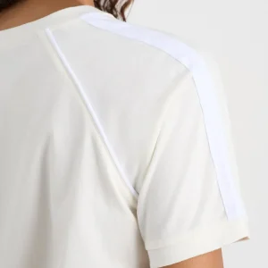 Online Aje ATHLETICA Raglan Tee 110 Ecru
