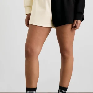 Hot Aje ATHLETICA Scrunch Terry Shorts 613 Limestone Beige Black