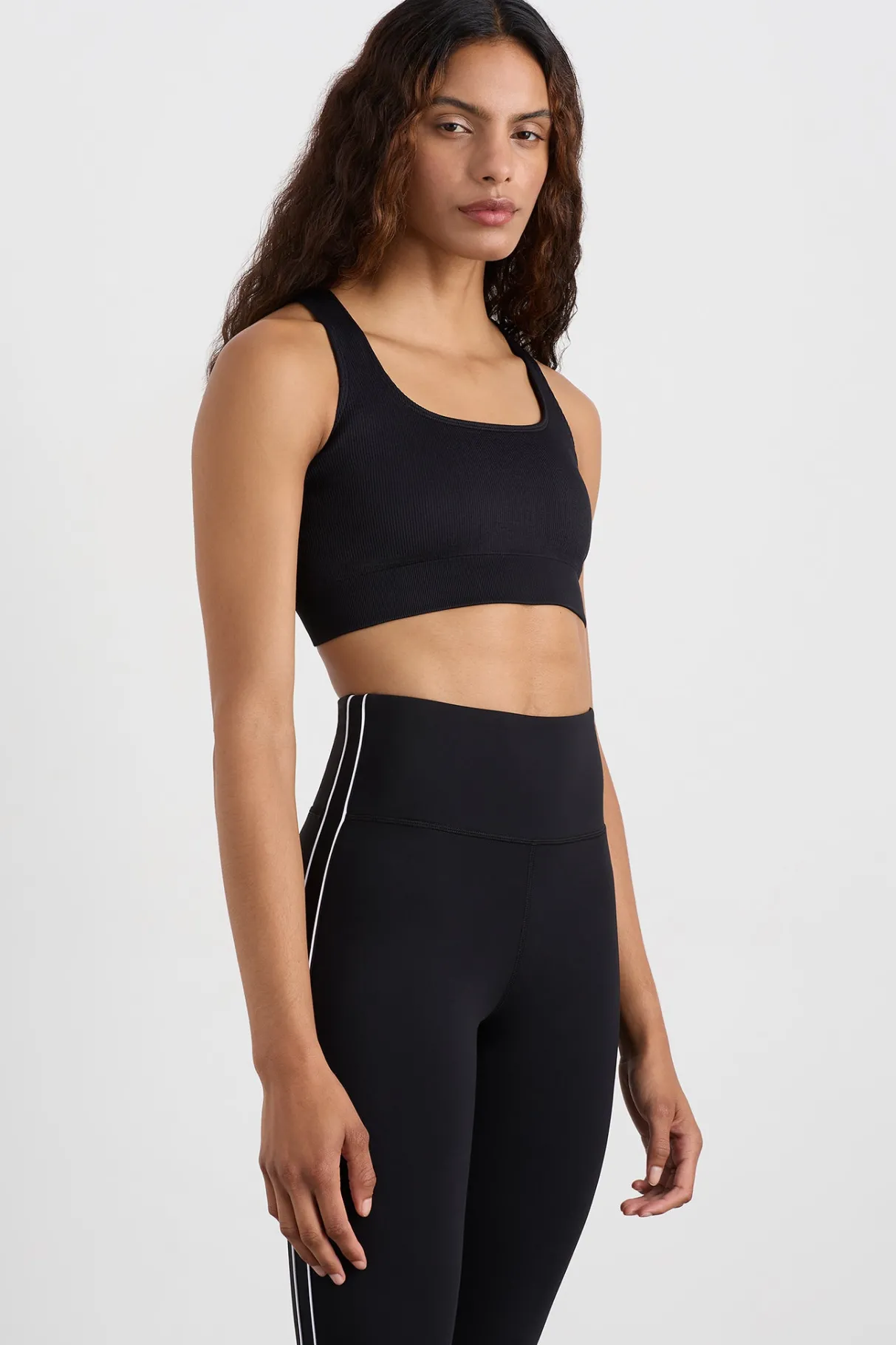 seamless_crop__0-3.webp Hot Aje ATHLETICA Seamless Crop 331 Black