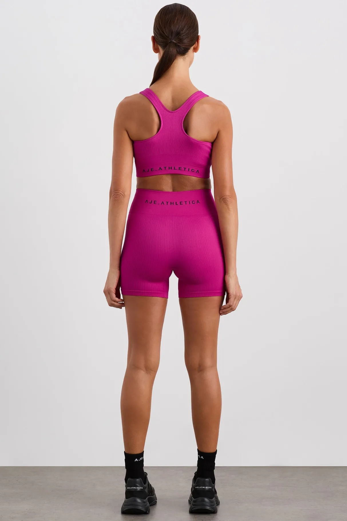 seamless_crop__4-2.webp Hot Aje ATHLETICA Seamless Crop 331 Power Pink