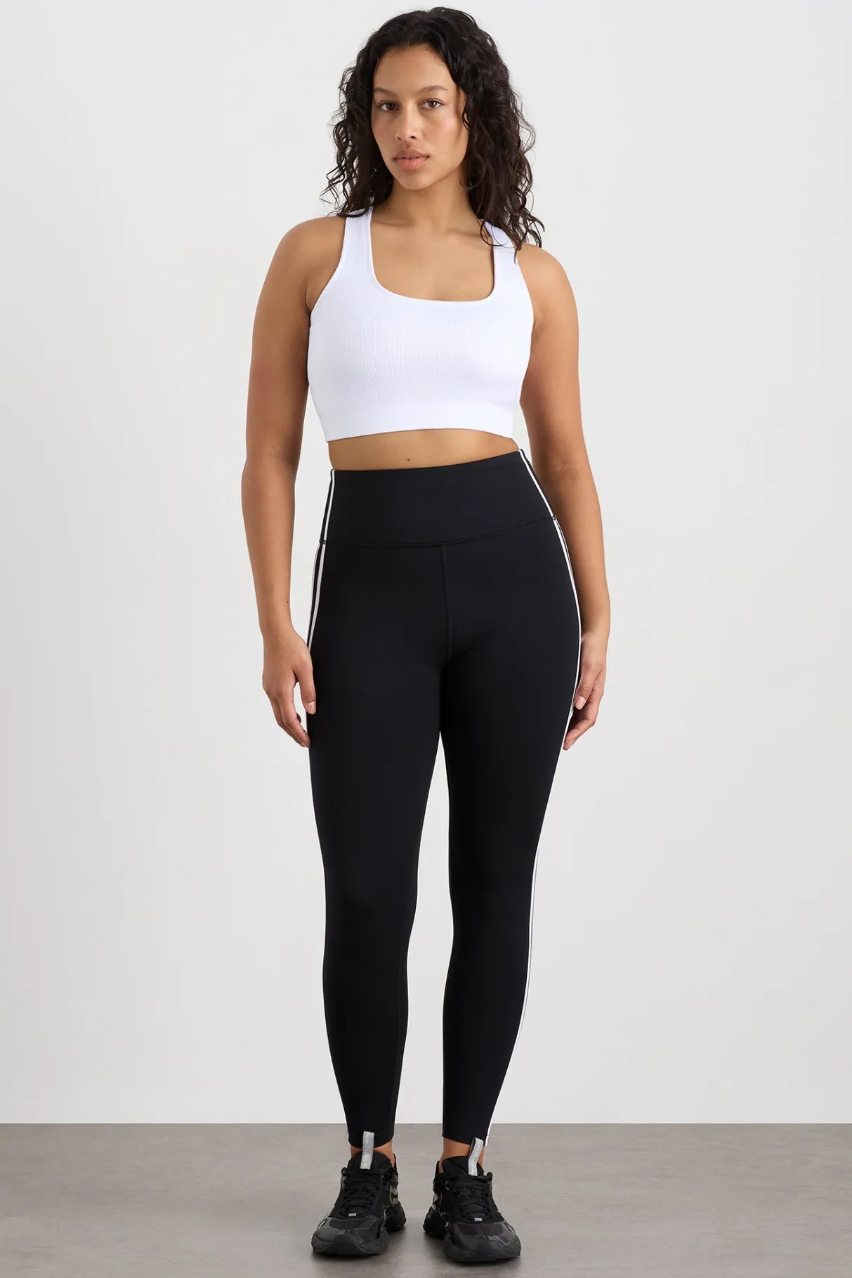 seamless_crop__5-1.webp Discount Aje ATHLETICA Seamless Crop 331 White