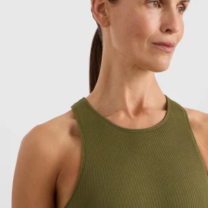 Online Aje ATHLETICA Seamless Crop Tank 148 Deep Khaki