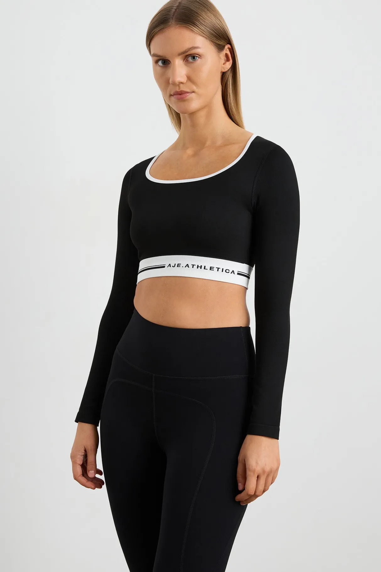 seamless_long_sleeve_crop__0.webp Discount Aje ATHLETICA Seamless Long Sleeve Crop 356 Black