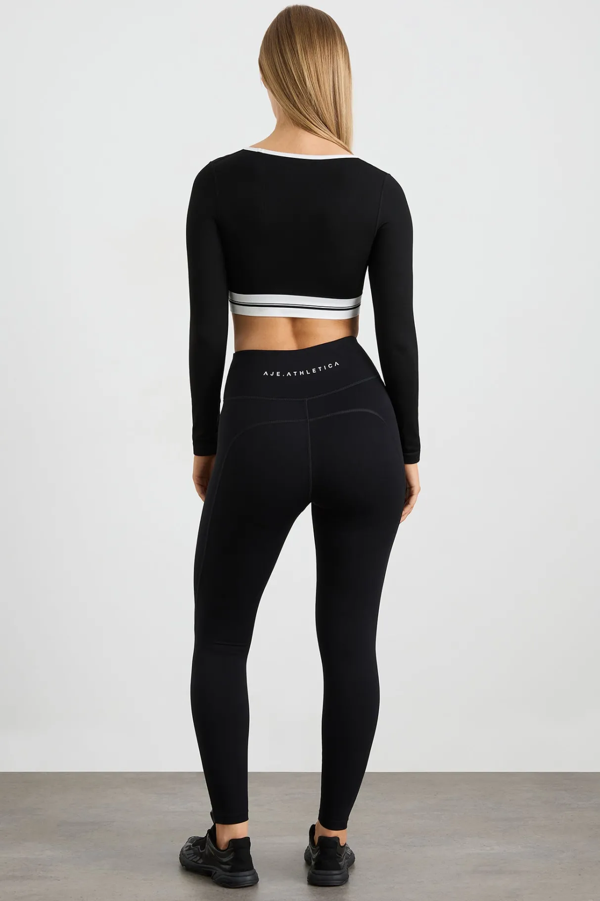 seamless_long_sleeve_crop__4.webp Discount Aje ATHLETICA Seamless Long Sleeve Crop 356 Black