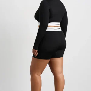 Flash Sale Aje ATHLETICA Seamless Short 601 Black