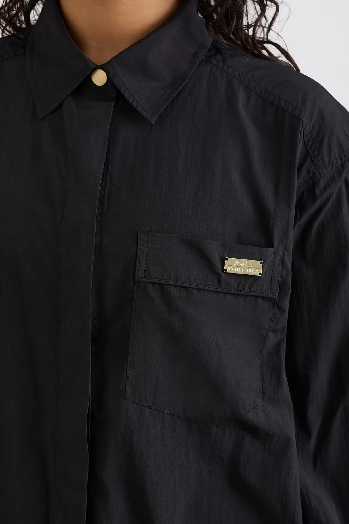 side_split_windbreaker_shirt__9-4.webp Online Aje ATHLETICA Side Split Windbreaker Shirt 406 Black