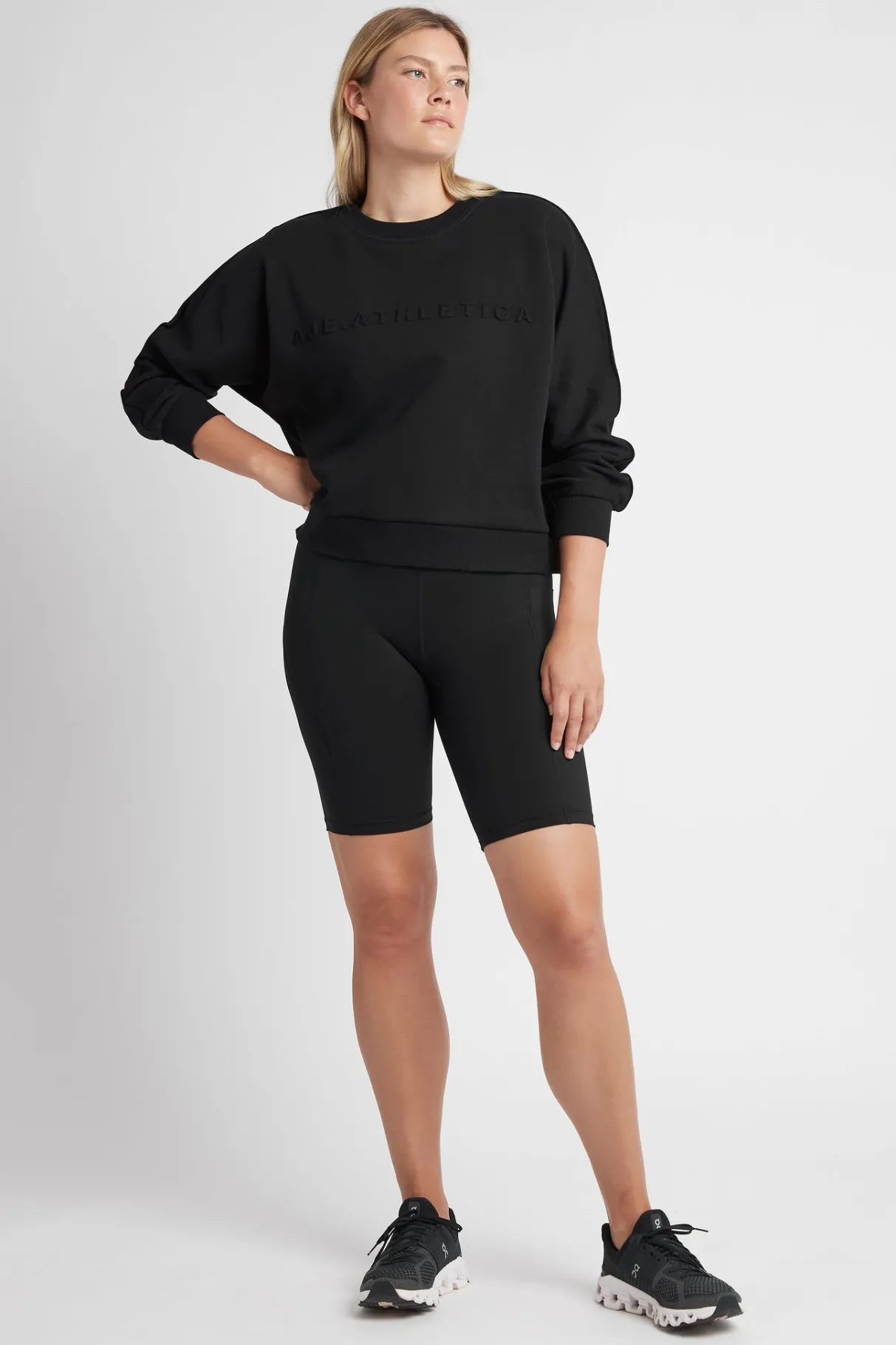 signature_embossed_logo_crew_jumper__10.webp Sale Aje ATHLETICA Signature Embossed Logo Crew Jumper 401 Black