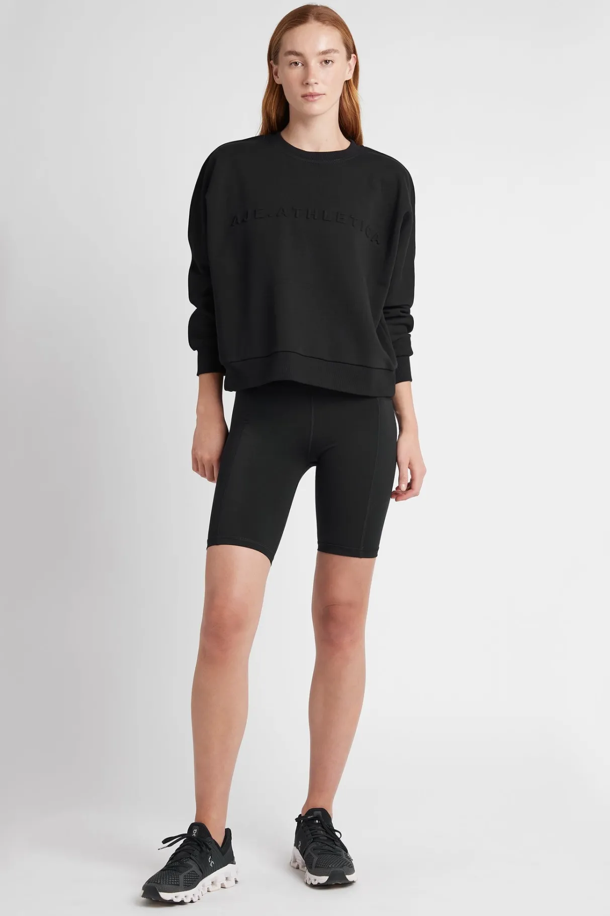 signature_embossed_logo_crew_jumper__5.webp Sale Aje ATHLETICA Signature Embossed Logo Crew Jumper 401 Black