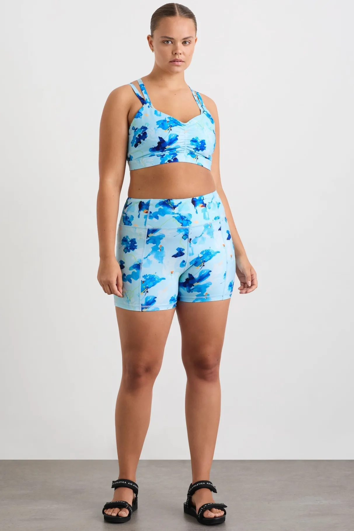 signature_logo_bike_shorts__12.webp Best Sale Aje ATHLETICA Signature Logo Bike Shorts 605 Expressive Floral