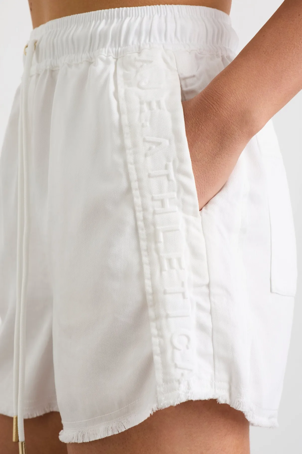 signature_logo_short__3.webp Store Aje ATHLETICA Signature Logo Short 603 White