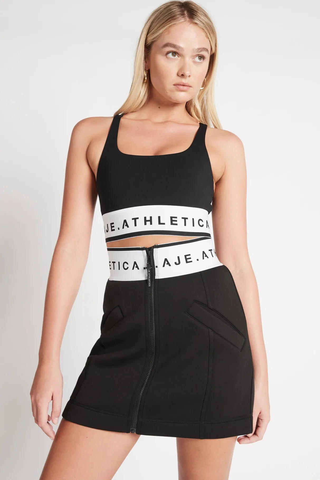 signature_logo_sports_bra__0.webp Fashion Aje ATHLETICA Signature Logo Sports Bra 313 Black/White