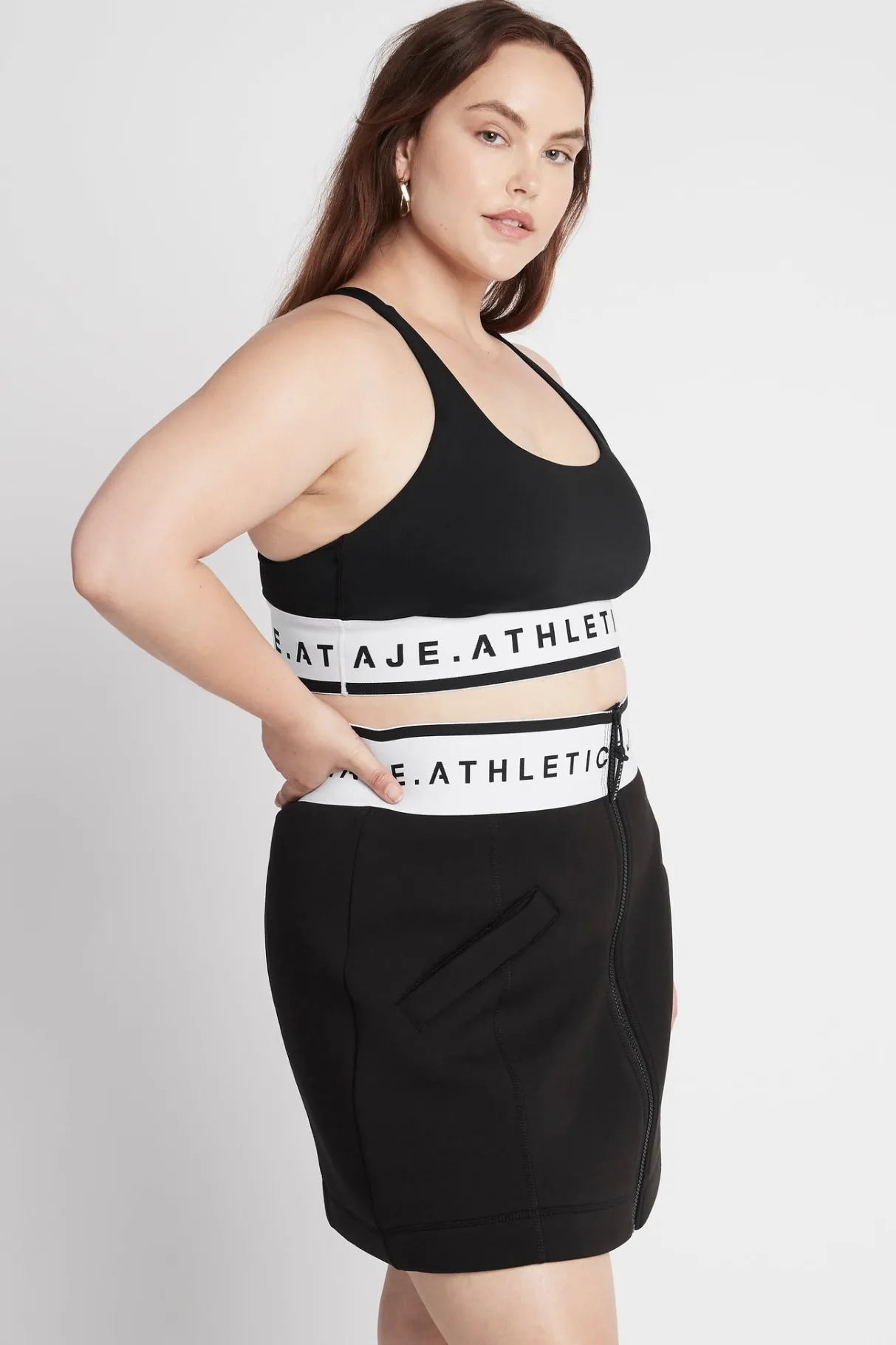 signature_logo_sports_bra__12.webp Fashion Aje ATHLETICA Signature Logo Sports Bra 313 Black/White