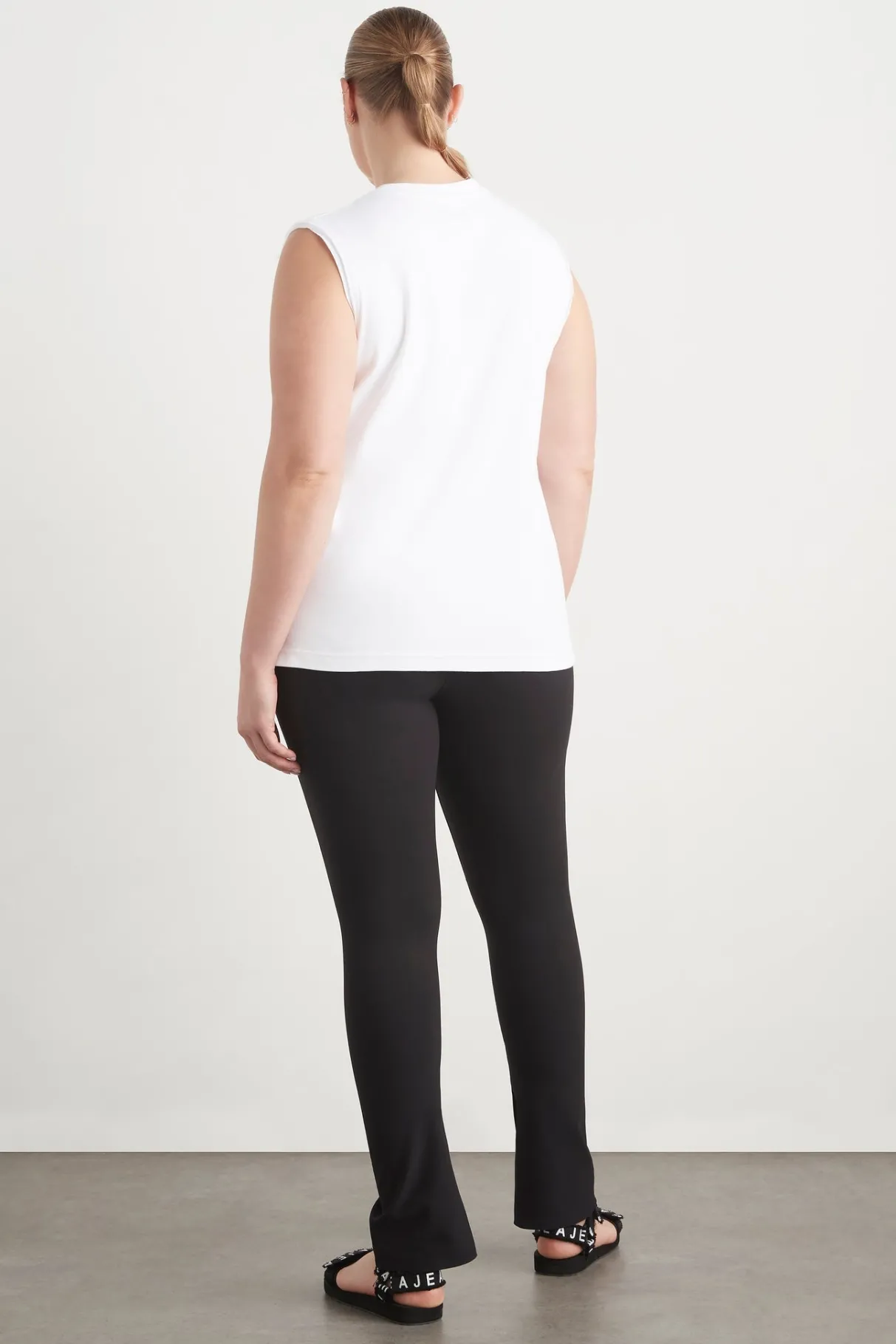 signature_logo_tank__14-1.webp Fashion Aje ATHLETICA Signature Logo Tank 101 White/Citrus Yellow