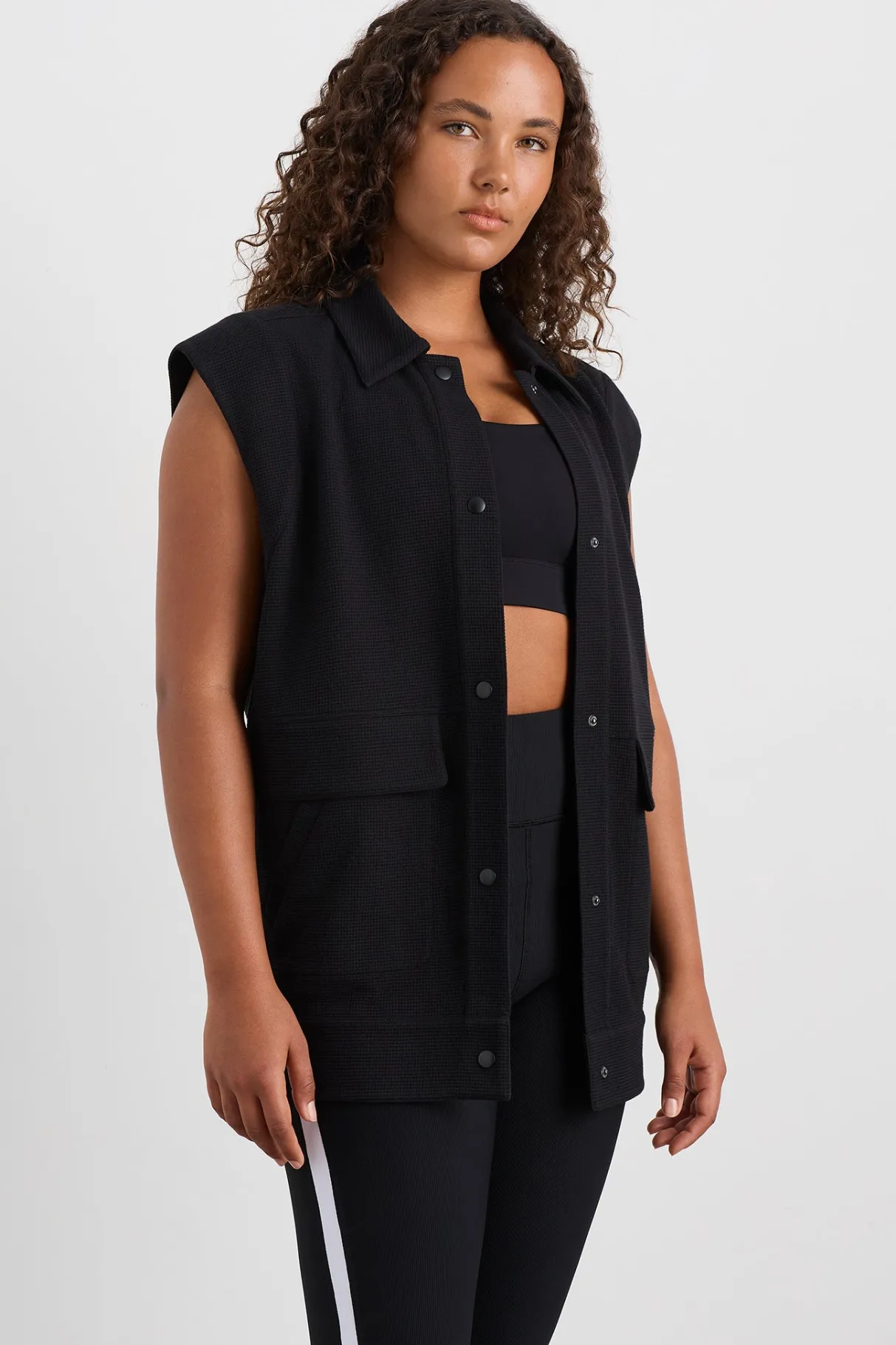 sleeveless_waffle_jacket__7.webp Online Aje ATHLETICA Sleeveless Waffle Jacket 785 Black