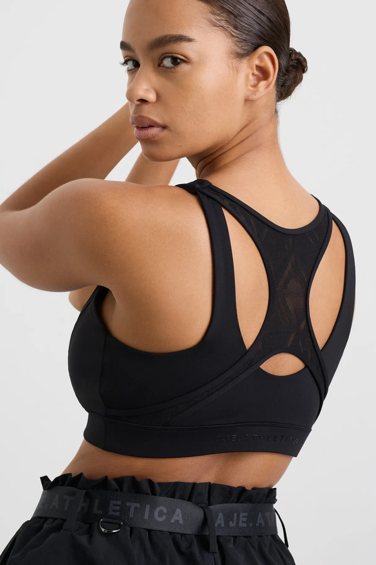 spiderback_logo_mesh_bra__6.webp Flash Sale Aje ATHLETICA Spiderback Logo Mesh Bra 369 Black