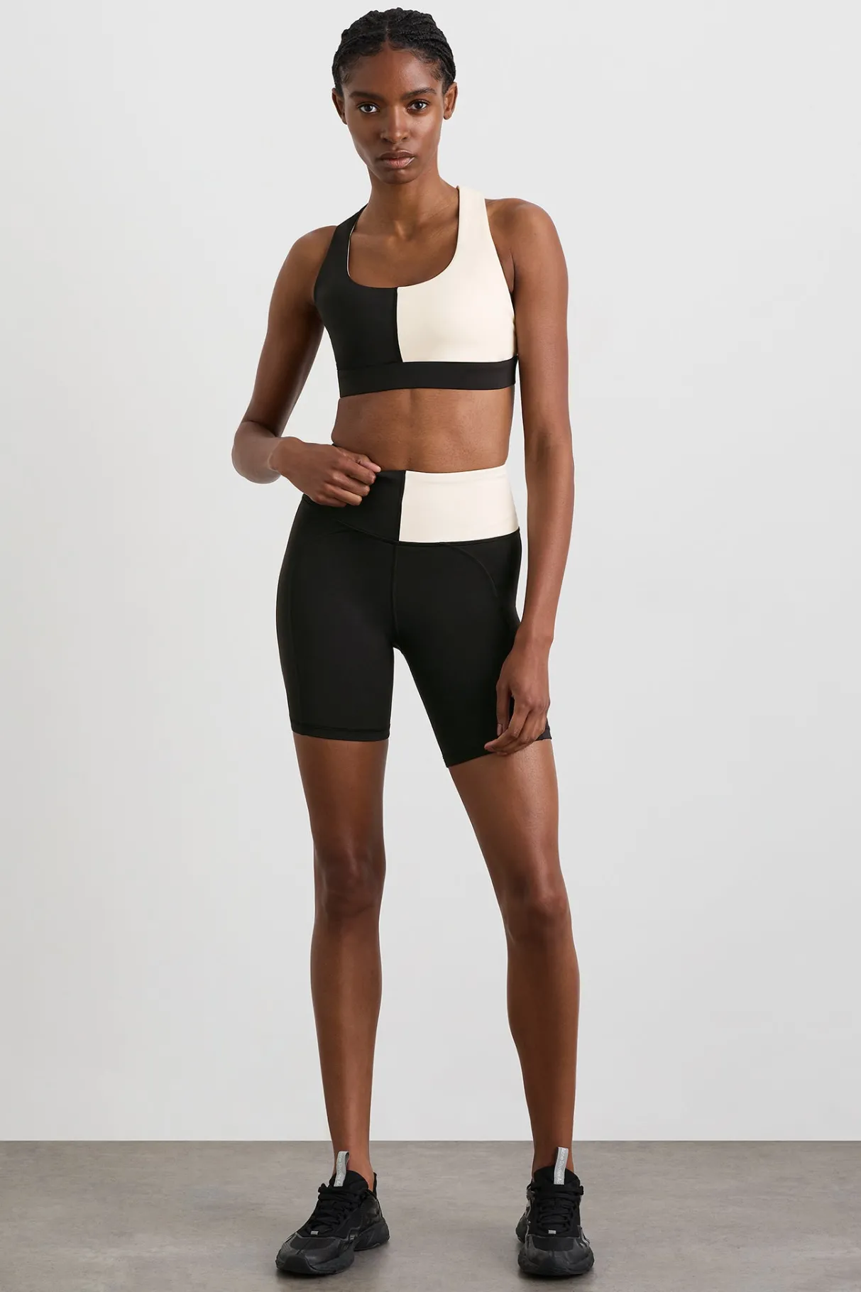 spliced_sports_bra__2.webp Outlet Aje ATHLETICA Spliced Sports Bra 305 Black Limestone Beige
