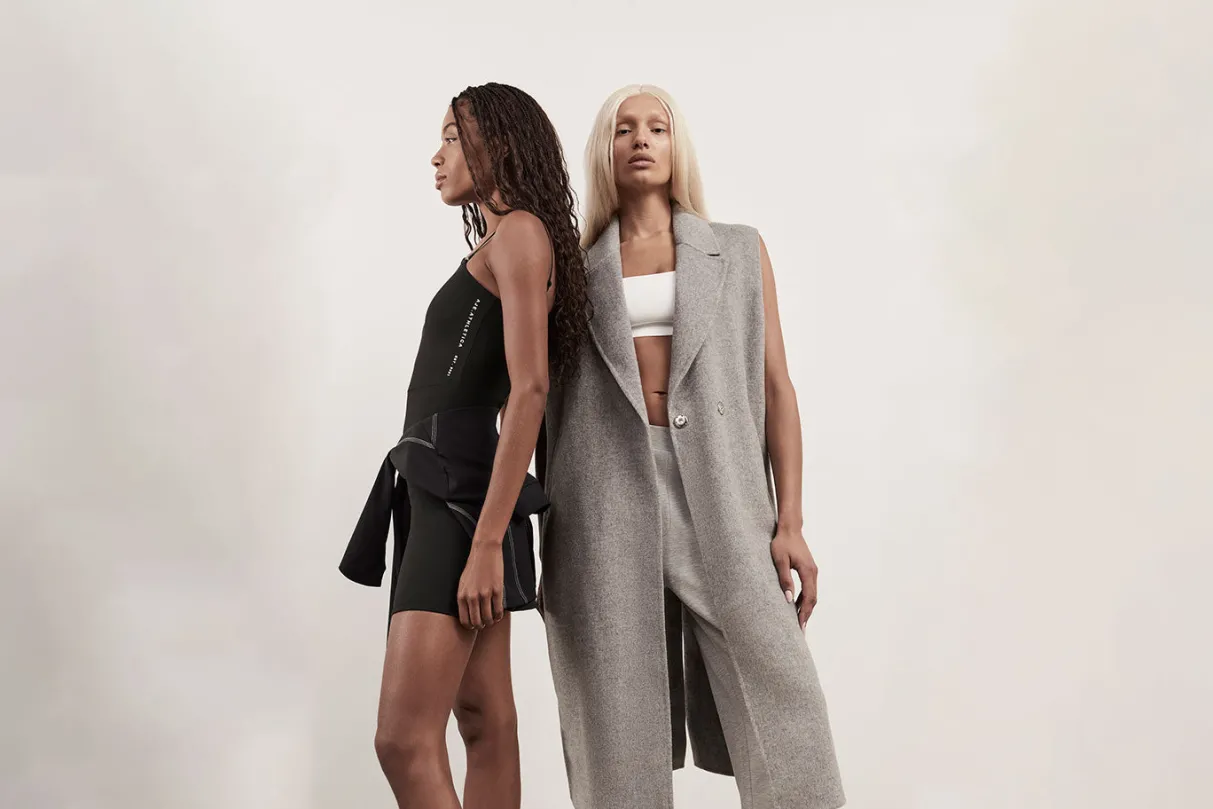 split_back_sleeveless_coat__15.webp Clearance Aje ATHLETICA Split Back Sleeveless Coat 760 Grey Marle