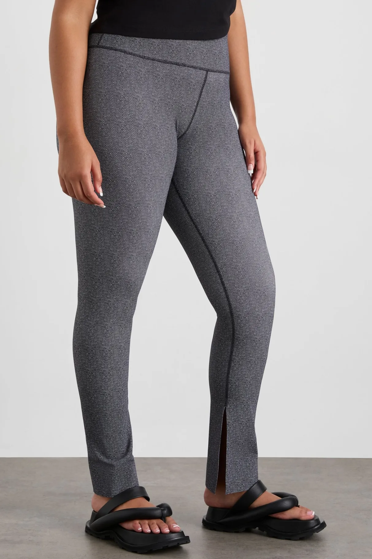 split_hem_leggings__10.webp Store Aje ATHLETICA Split Hem Leggings 205 Herringbone Print