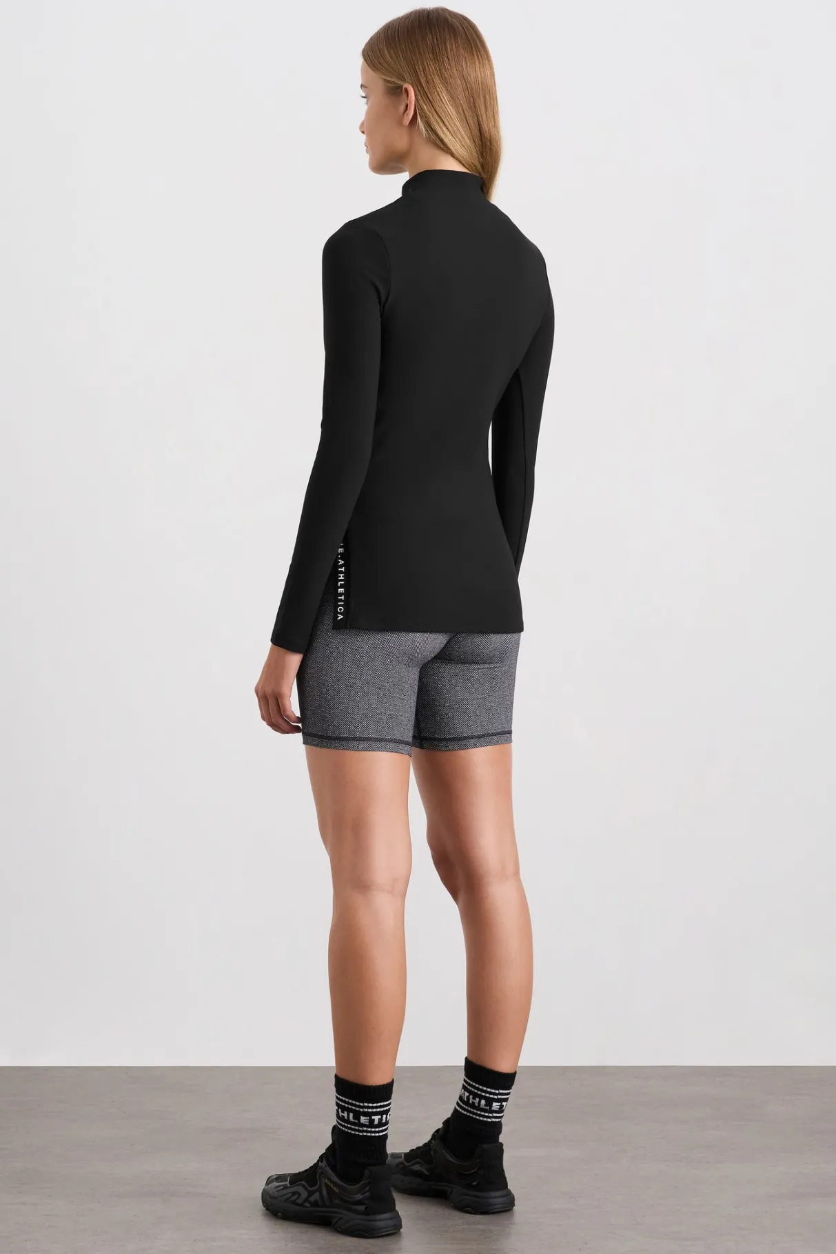 split_hem_mock_top__4-1.webp Flash Sale Aje ATHLETICA Split Hem Mock Top 434 Black