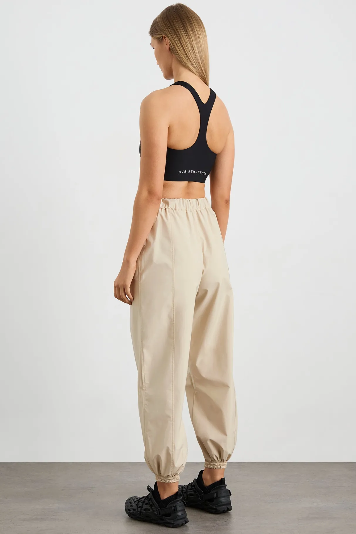 spray_pants__5-1.webp Clearance Aje ATHLETICA Spray Pants 505 Moonstone Grey