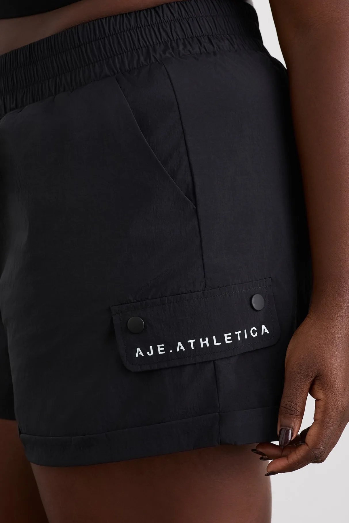 spray_shorts__11.webp Online Aje ATHLETICA Spray Shorts 620 Black