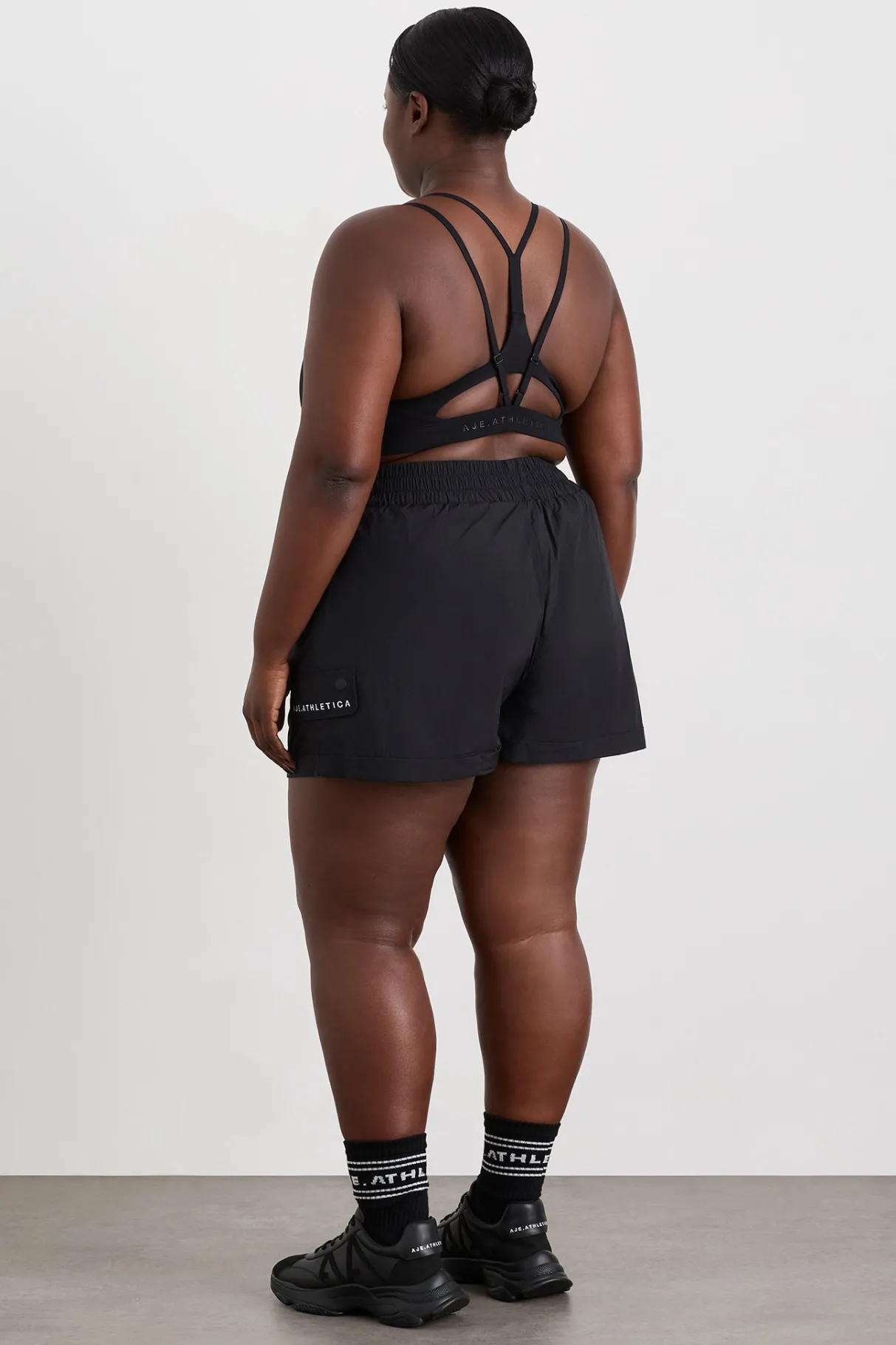 spray_shorts__12.webp Online Aje ATHLETICA Spray Shorts 620 Black